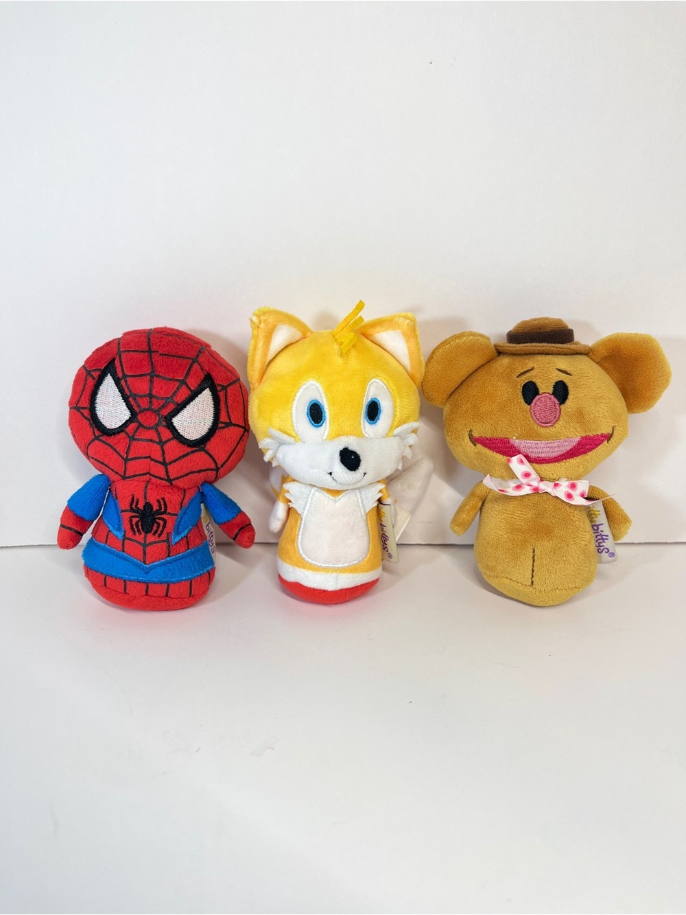 Hallmark Itty Bitty's Plush Stuffed Toy Tails Sonic Spider-Man Fozzie Muppet Lot - Picture 1 of 12